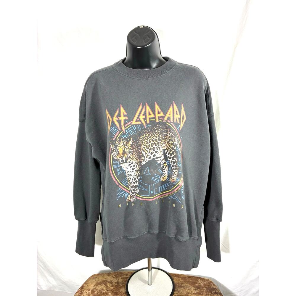 Def Leppard Nine Lives Oversized Sweatshirt